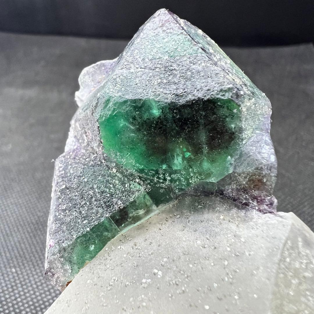 ナミビア エロンゴ産 クォーツ共生フローライト キャビネットサイズ