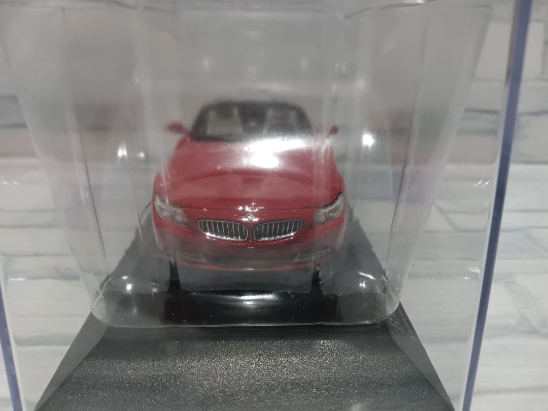 1/43 ミニチャンプス　BMW Z4 35i E89 ミニカー　レッド