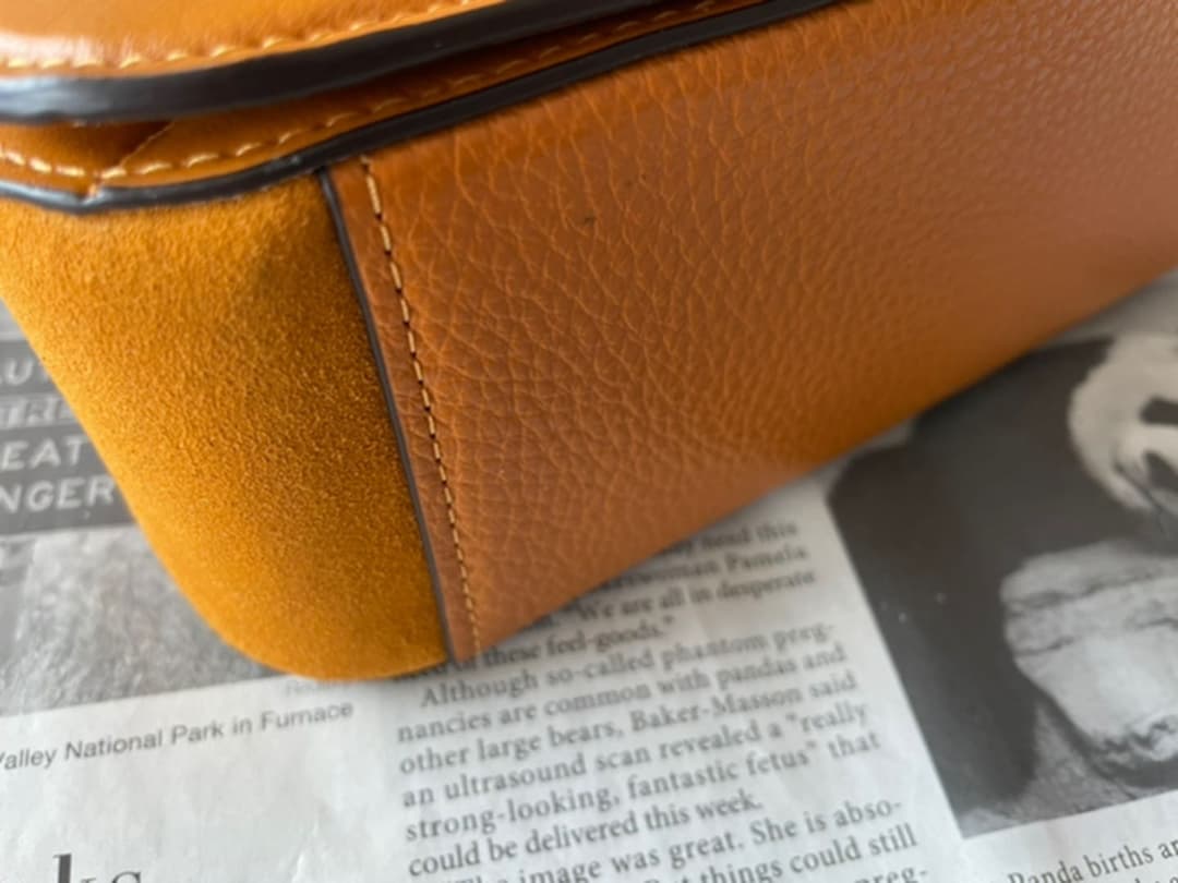 COACH ショルダーバッグ クロスボディ　斜めがけ　ワンハンドル　2way