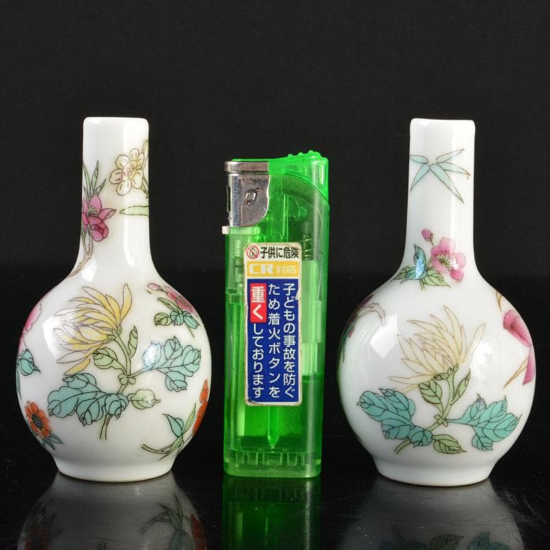 中国 中国景徳鎮款 粉彩 花文 小瓶 2点まとめて V R6648 - メルカリ