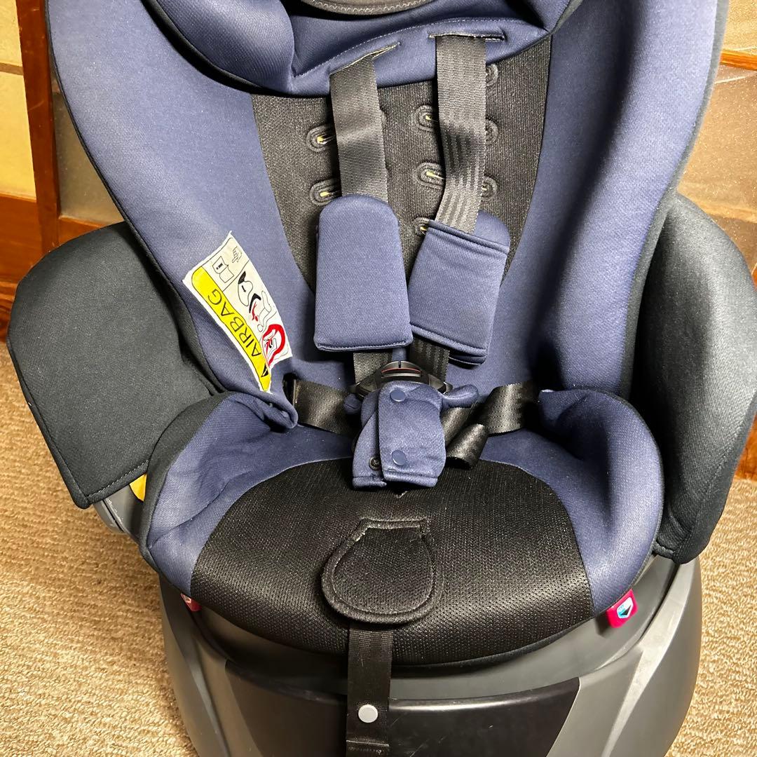 【良品】Aprica Deaturn Plus チャイルドシート ネイビー