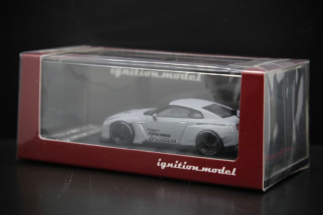 ミニカー 1/64 IG PANDEM R35 GT-R