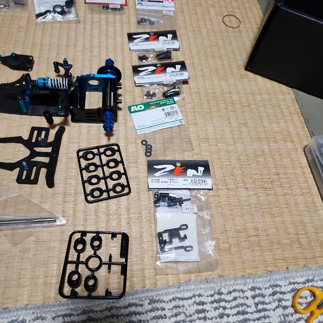 タミヤF103アニバーサリー(ジャンク)とパーツ色々　エセマクラーレンボディ付