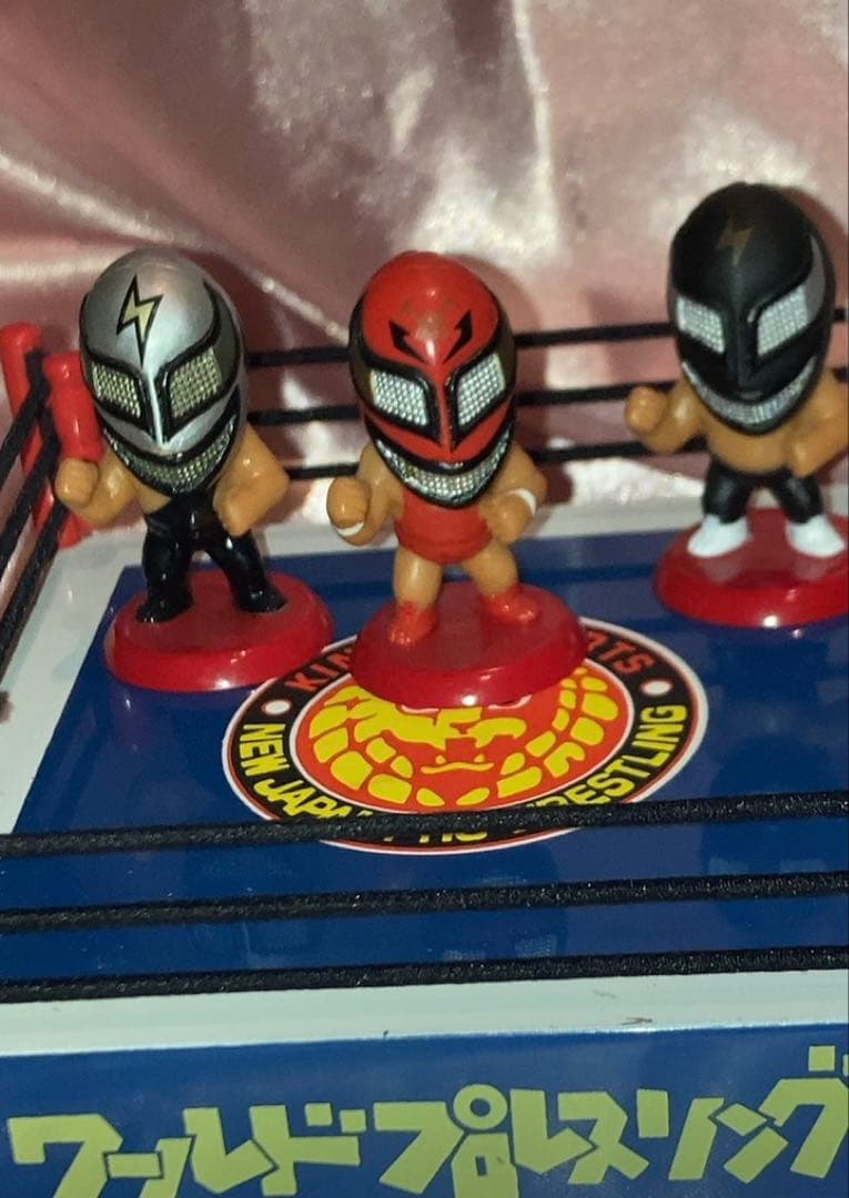 プロ格ヒーローズvol７シークレット スーパーストロングマシン赤　銀　黒 三体