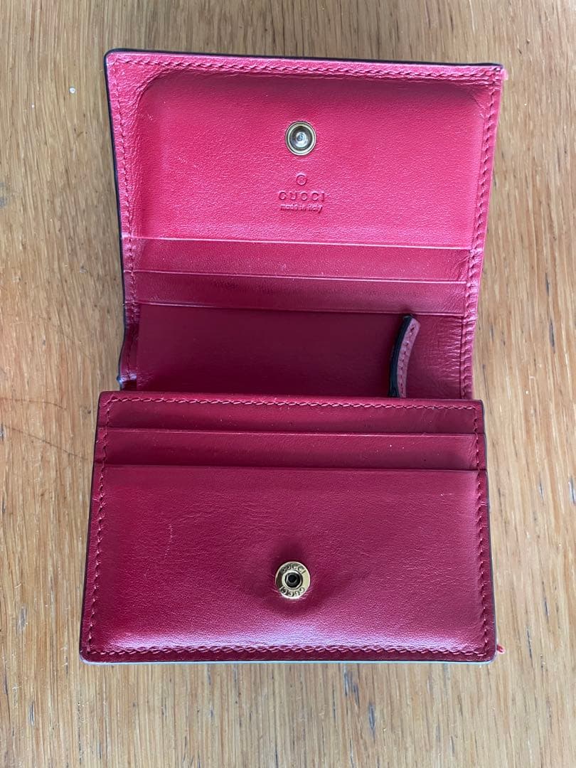 Gucci 二つ折り財布 チェリー装飾