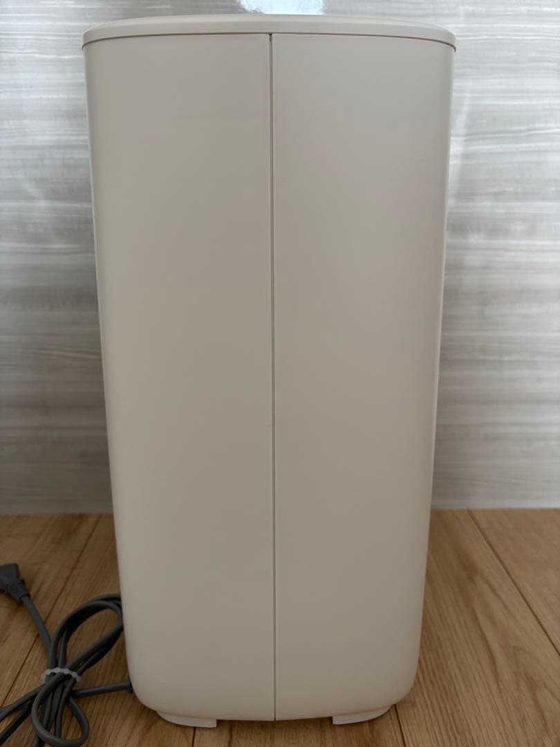 SHARP プラズマクラスター 加湿器 HV-S75-W 2024年製