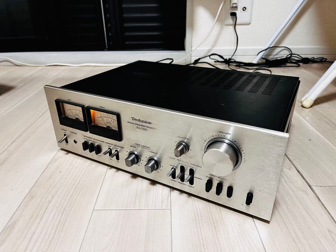 Technics SU-7700プリメインアンプ (1976年)