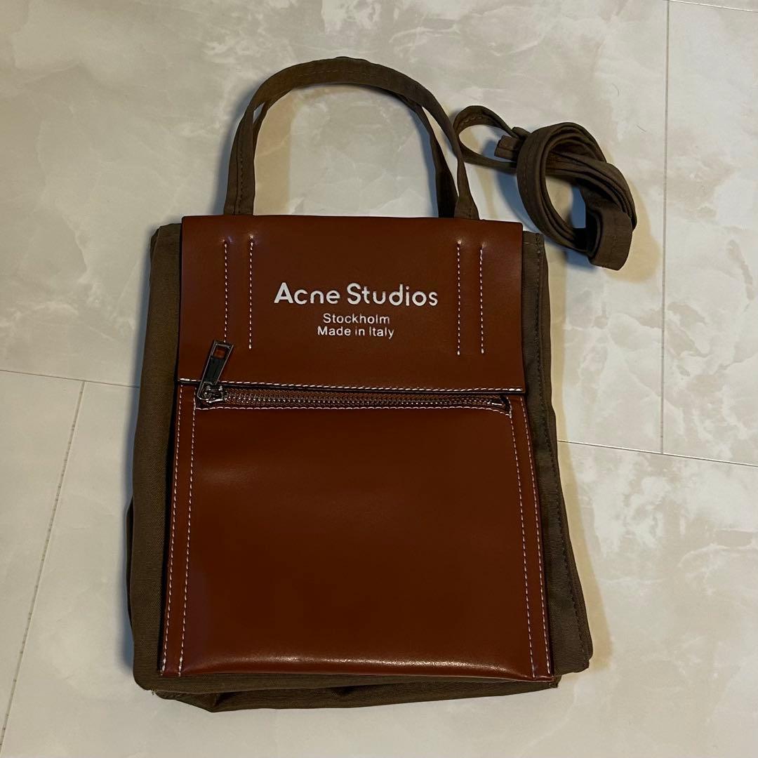 Acne Studios アクネ ストゥディオズ　ショルダーバッグ