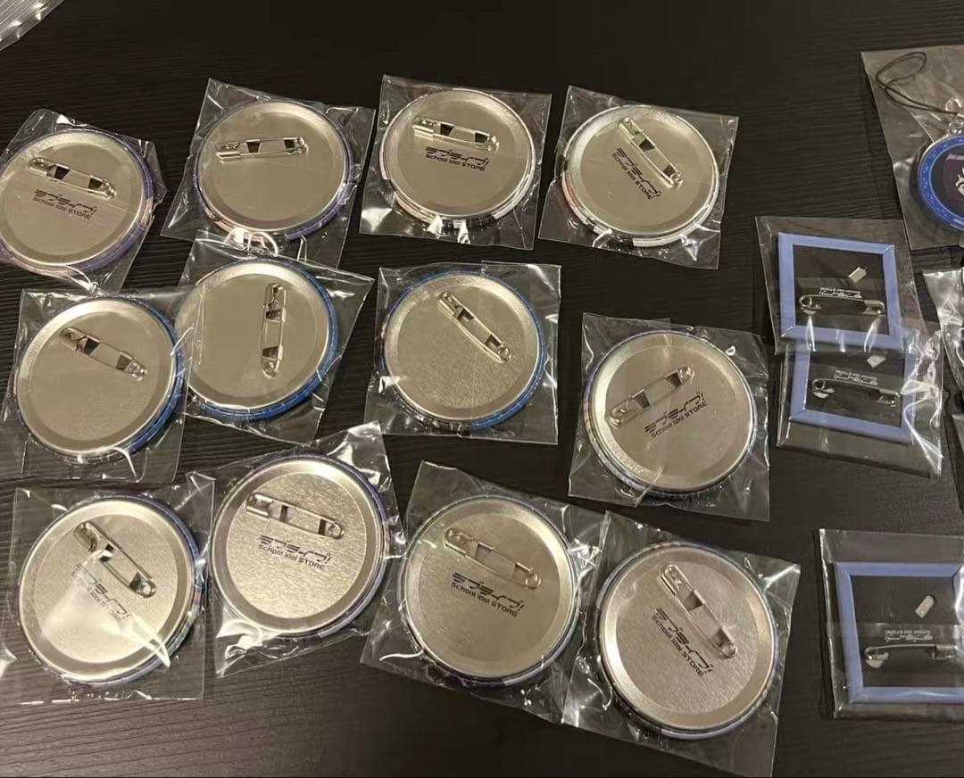 朝香果林 ラブライブ!虹ヶ咲学園スクールアイドル同好会 缶バッジ　グッズ19点