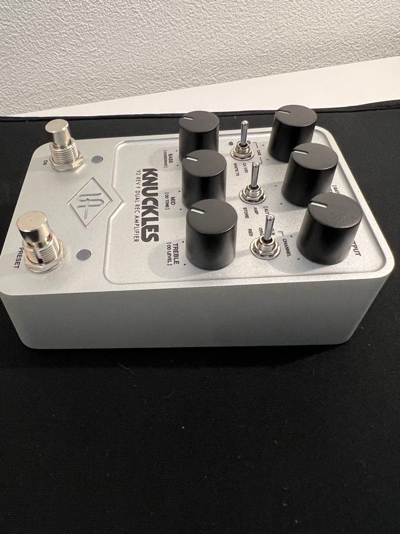 UAFX Knuckles '92 Rev F Dual Recti 初期ロット