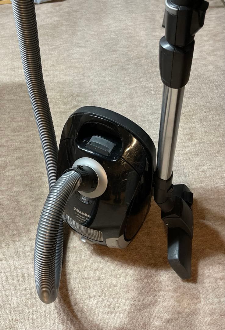 ミーレ Miele Compact C1 キャニスター掃除機 黒