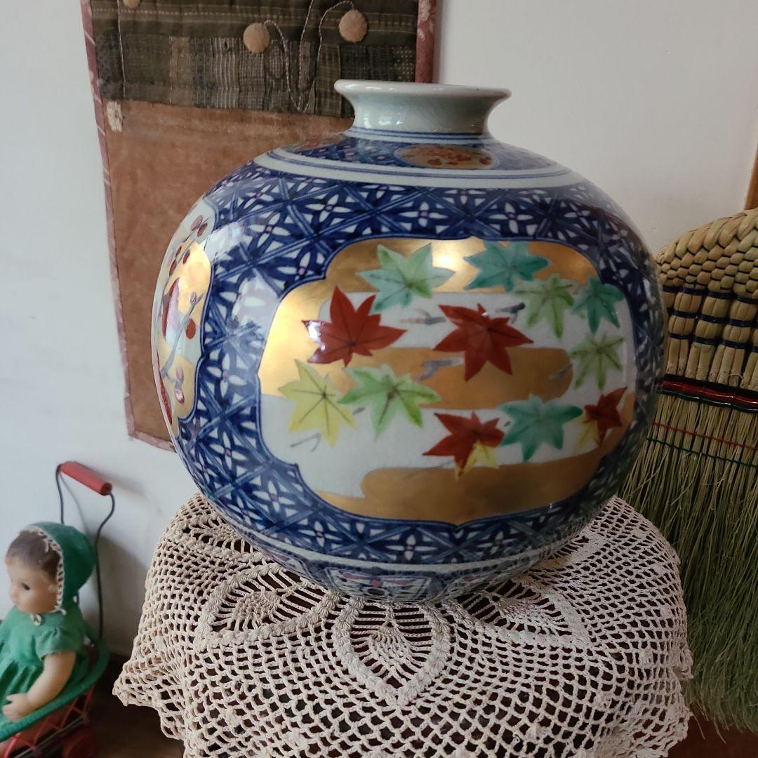 染錦】四季折々の壺 金彩色絵 飾壺