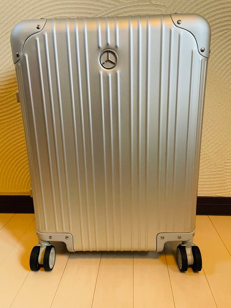 新品未使用】メルセデスベンツアルミスーツケース32L 非売品