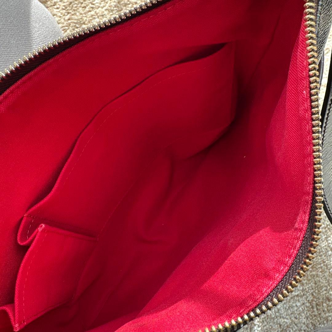 ルイ・ヴィトン　ショルダーバッグ