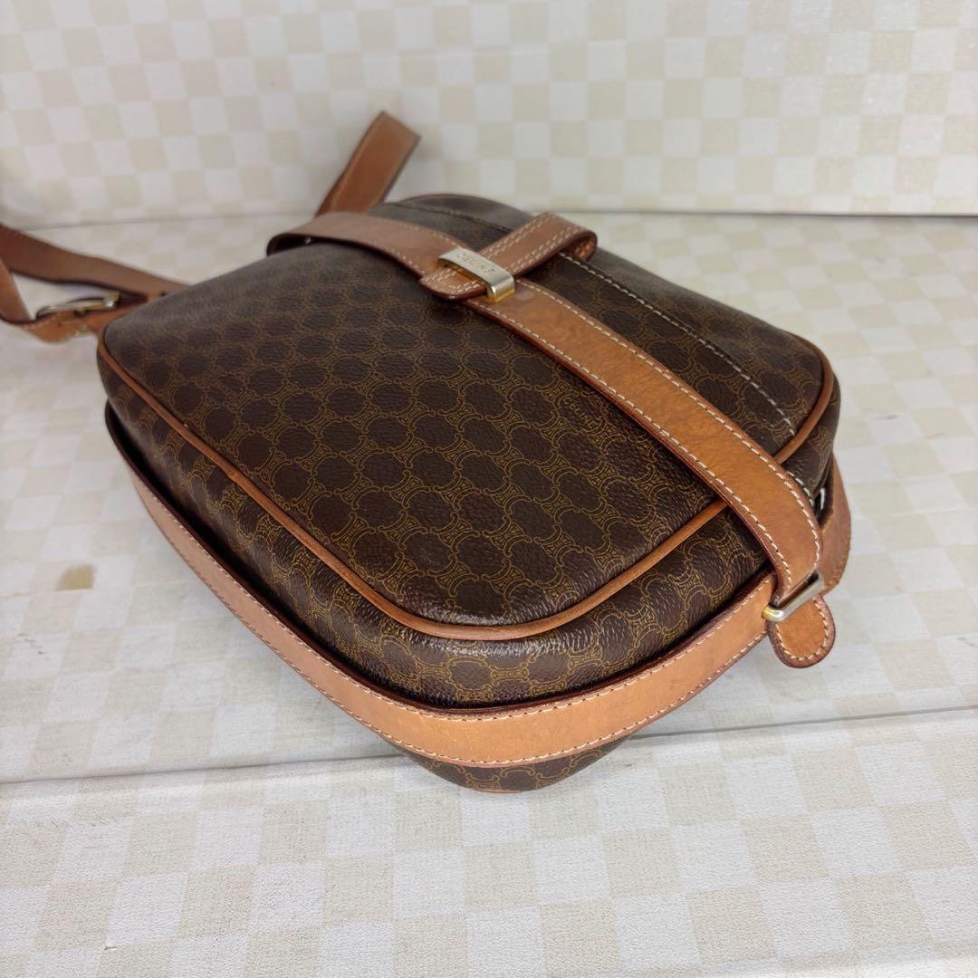極美品　CELINE セリーヌ　ショルダーバッグ　M08