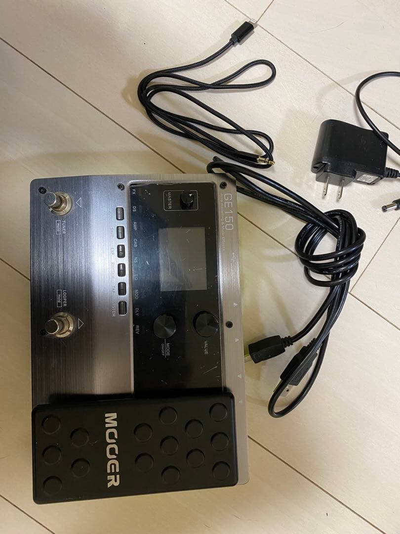 【動作品】Mooer GE150 マルチエフェクター　付属品＋AUXケーブル付き