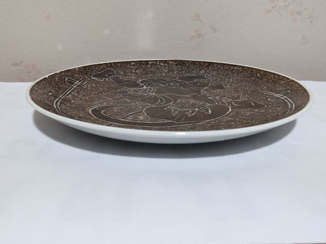 ⭐九谷焼 鉄銹掻落し風神図飾り皿 吸坂手 明治時代 掻き落し骨董品レア