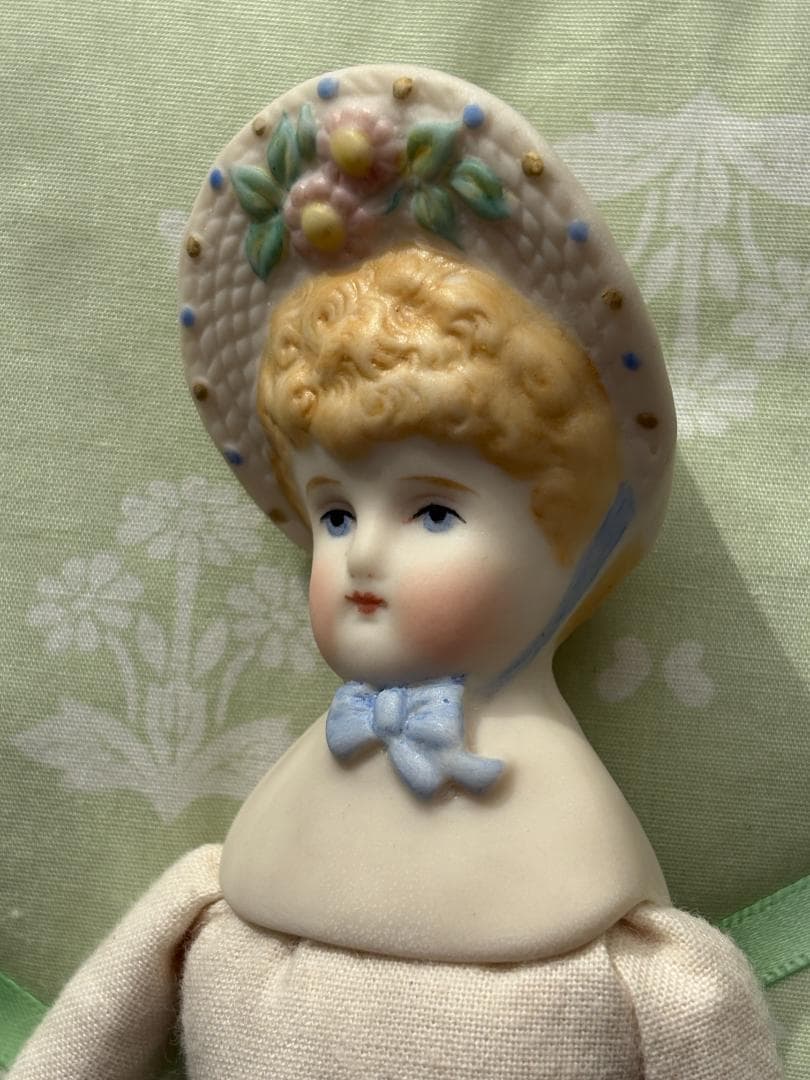 ✨期間限定✨ボネットヘッドのパリアンドール ビスクドール ミニョネット