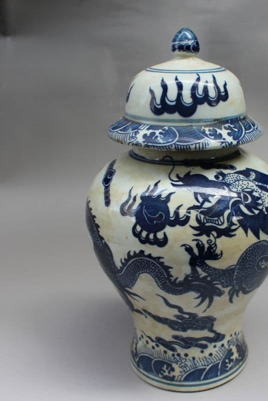 サバ竜紋将軍缶 景徳鎮 陶磁器 装飾品 工芸品 美術品 置物