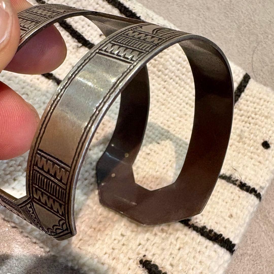 Adawat'n Tuareg アダワット トゥアレグ　バングル　H型