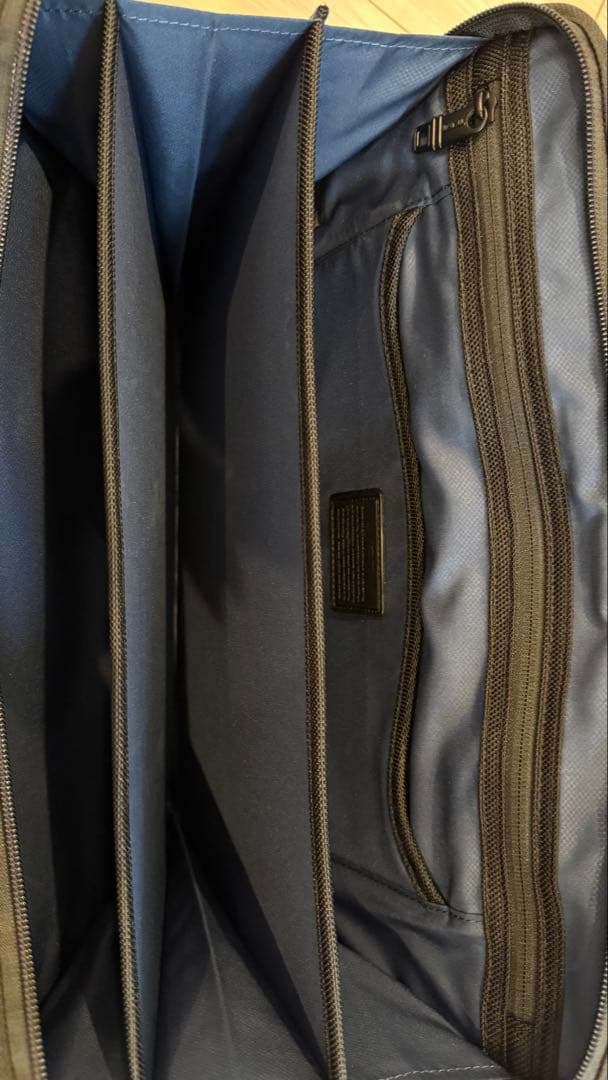 値下げ！TUMI Expandabule Organizer 02614DB2E