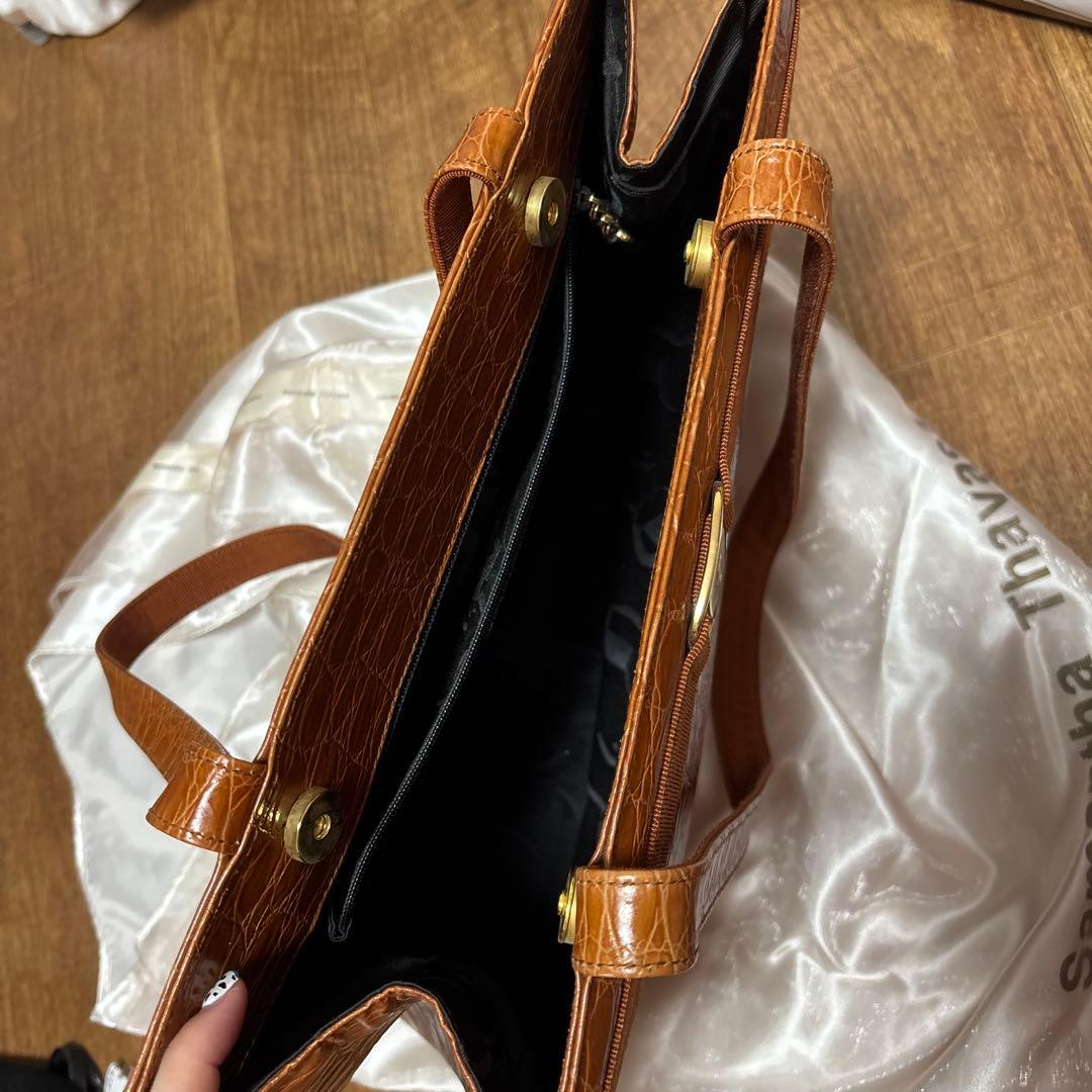 サルヴァトーレ フェラガモ クロコダイル型押し トートバッグ