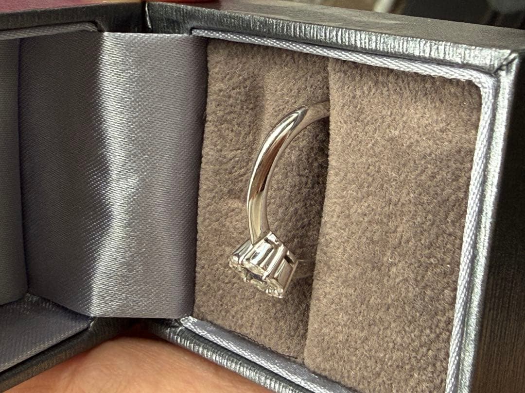 DAMIANI ダミアーニ　サファイアリング 指輪