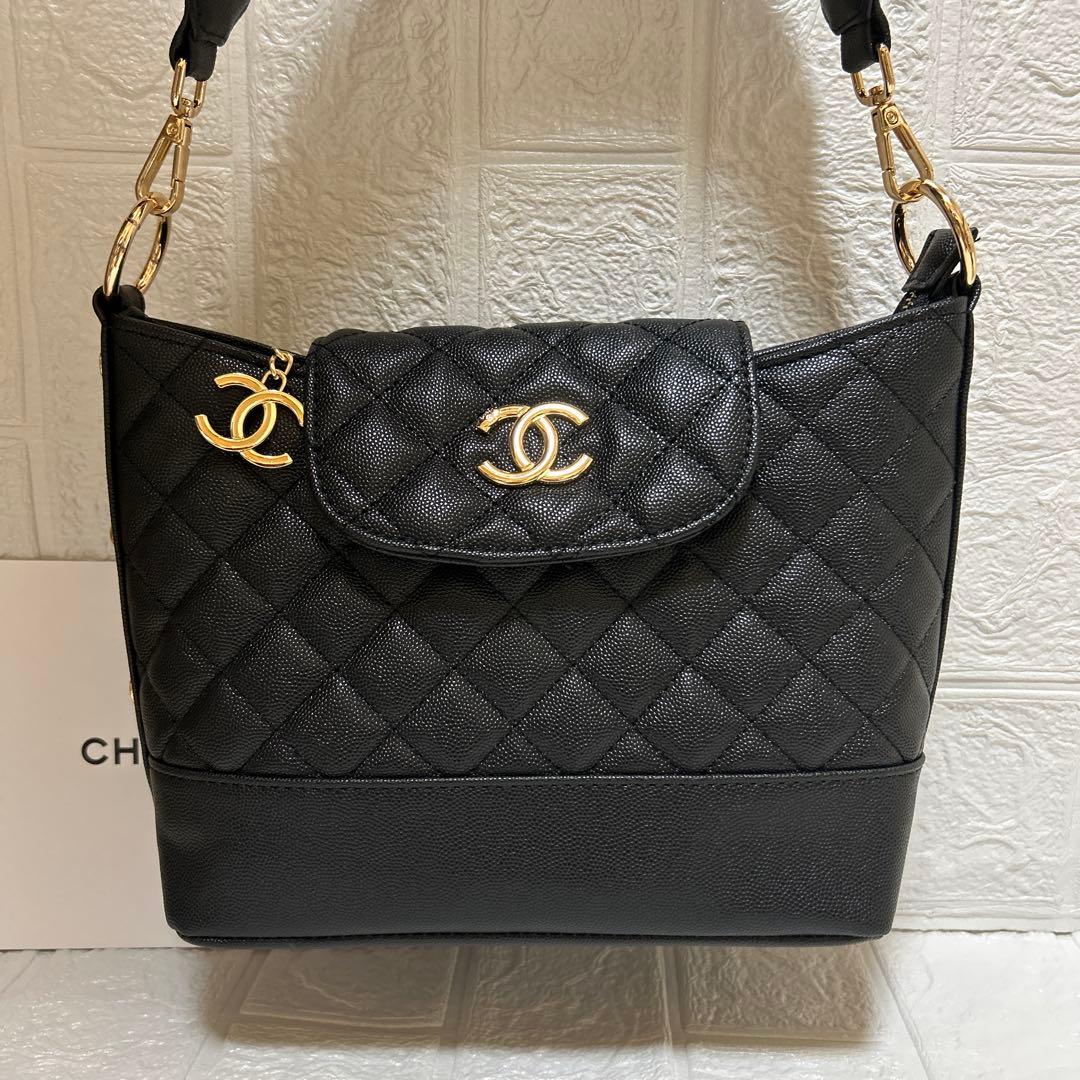 CHANEL ノベルティ ショルダーバッグ