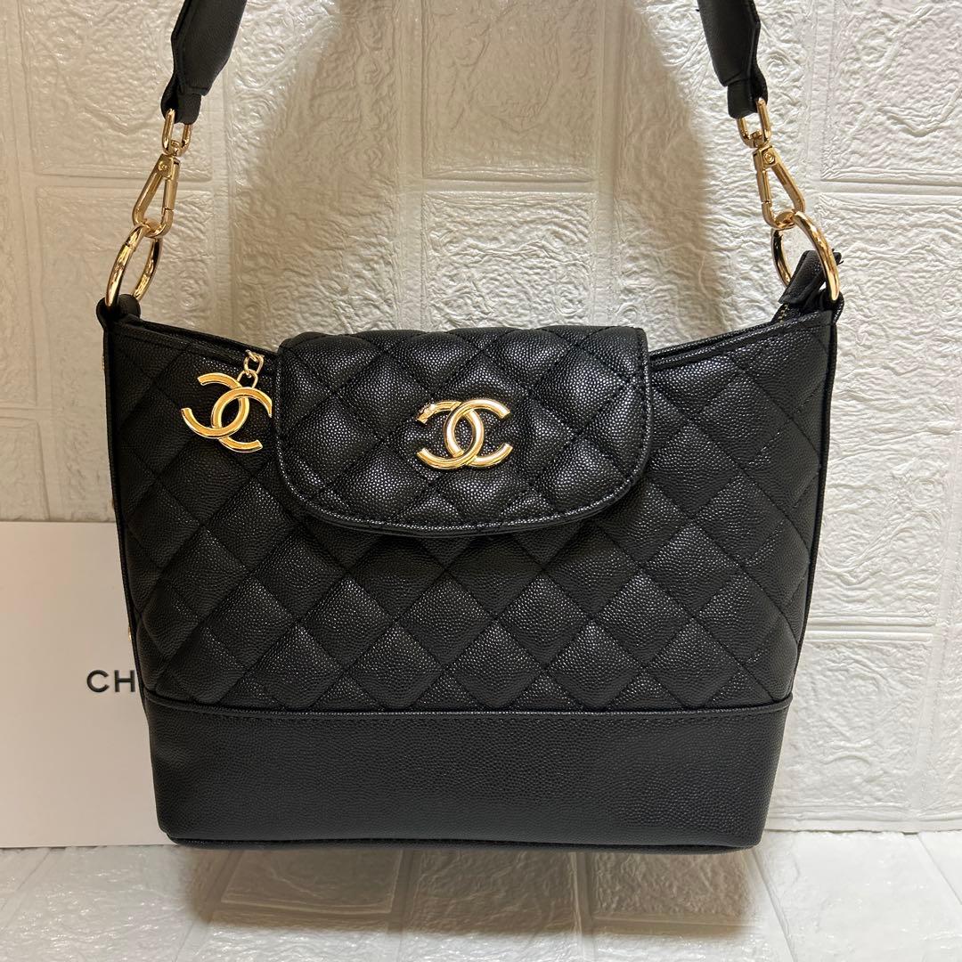 CHANEL ノベルティ ショルダーバッグ