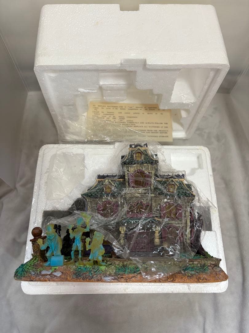 ホーンテッドマンション ファントムマナー ライトアップフィギュア US