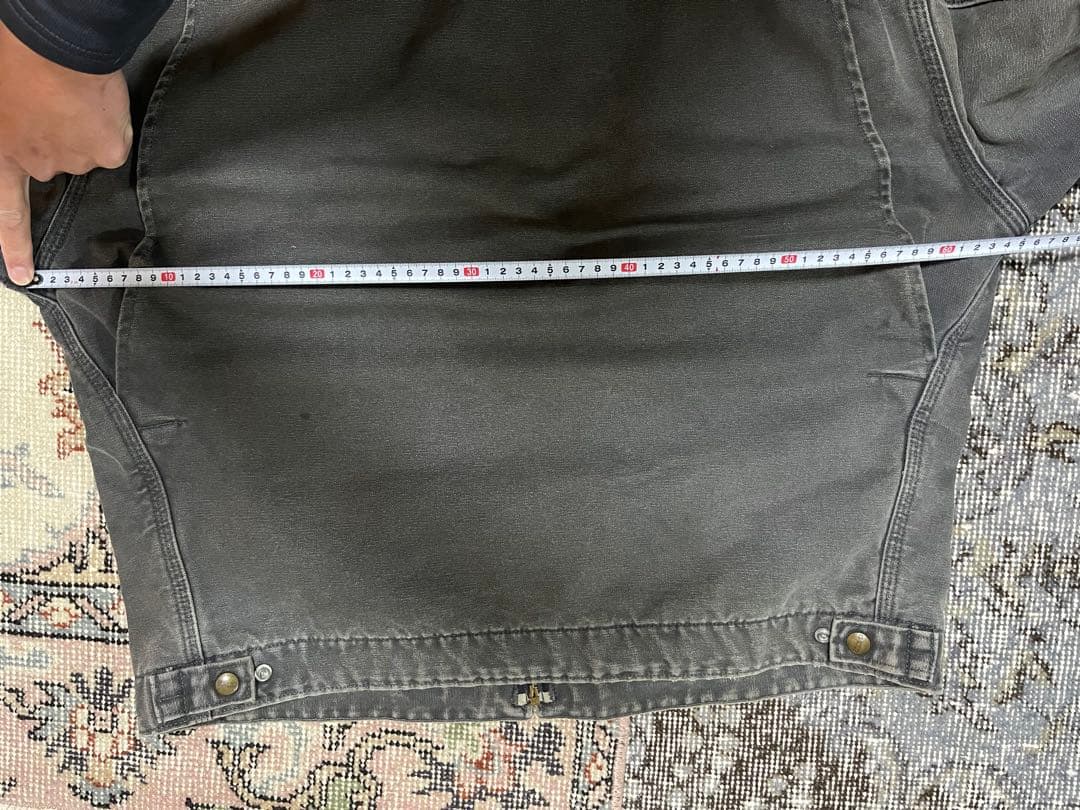 Carhartt ブラック フェード デトロイトジャケット