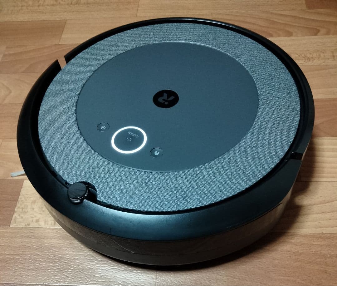 ルンバiRobotルンバi3使用時間80時間未満 極美品 - メルカリ