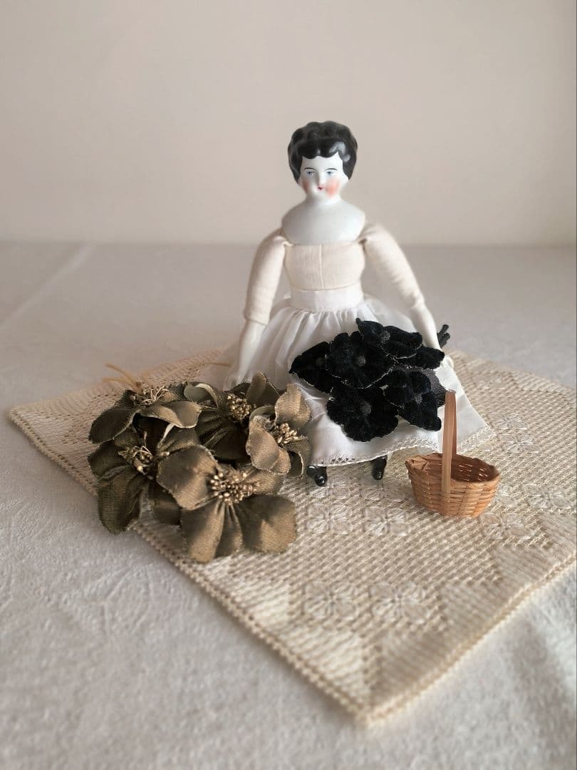 vintage flower ❀ * シックな布花の コサージュ vintage flower