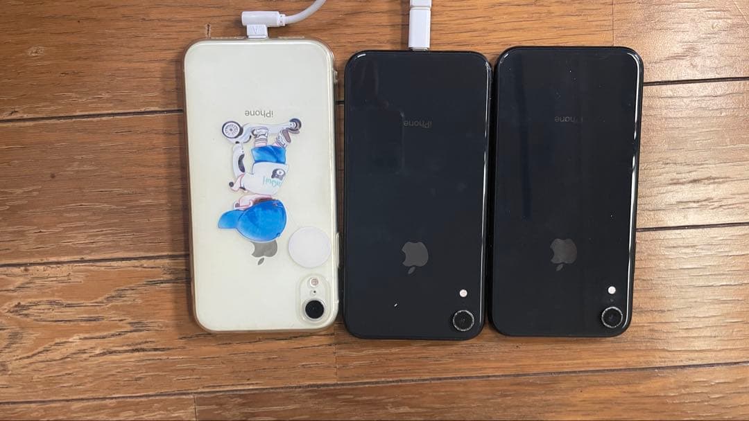 iPhone XR 3台ジャンク