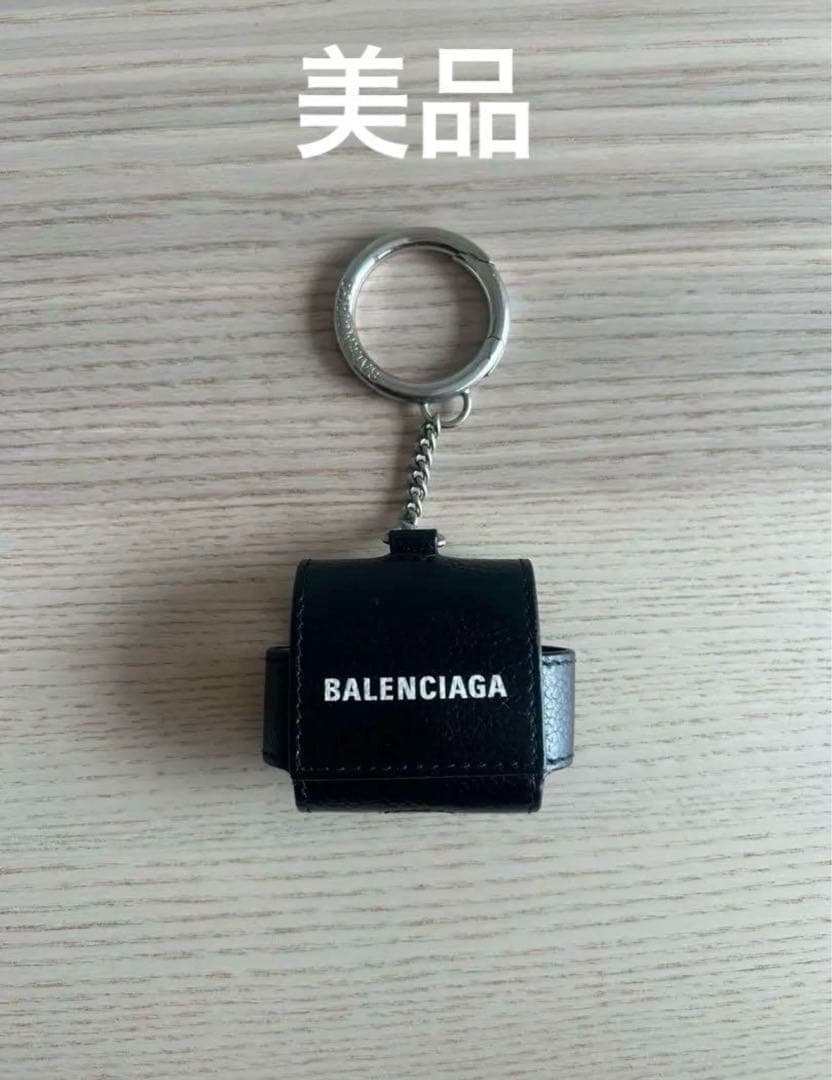 小物 BALENCIAGA AirPods Pro BALENCIAGA】CASH AirPods Proケース ☆関税送料込み (BALENCIAGA