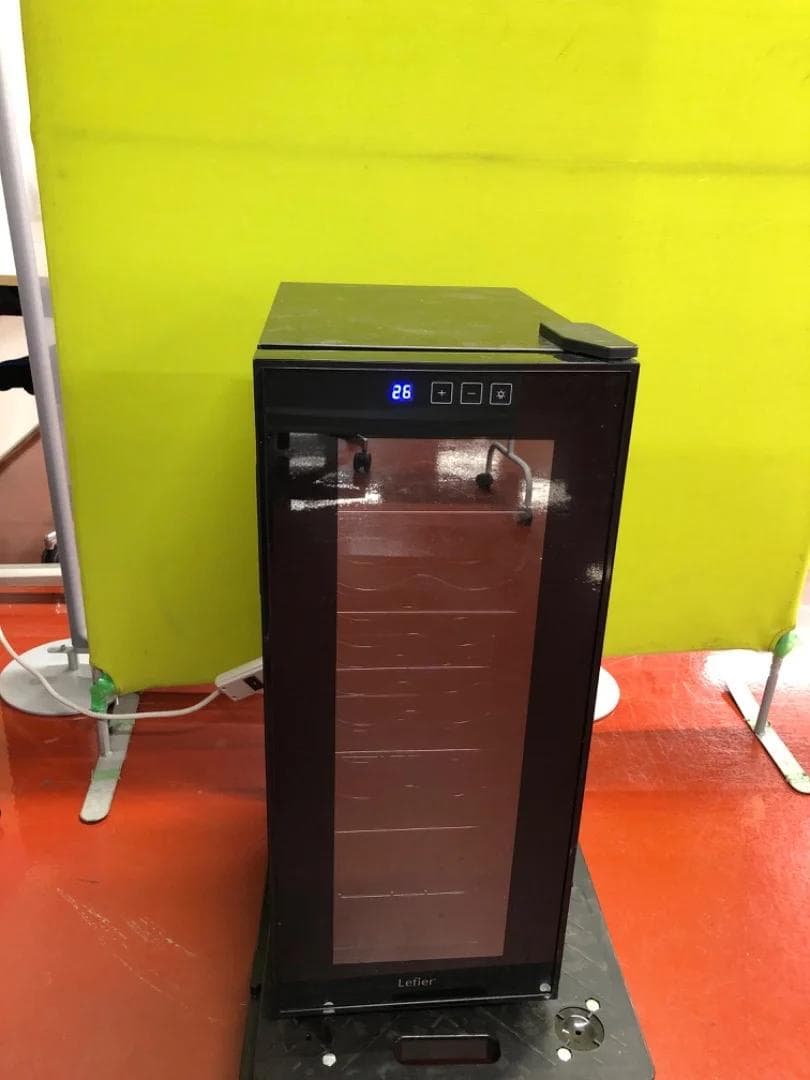 LEFIER 電子式ワインセラー35 LW-S12 40L 「6371」