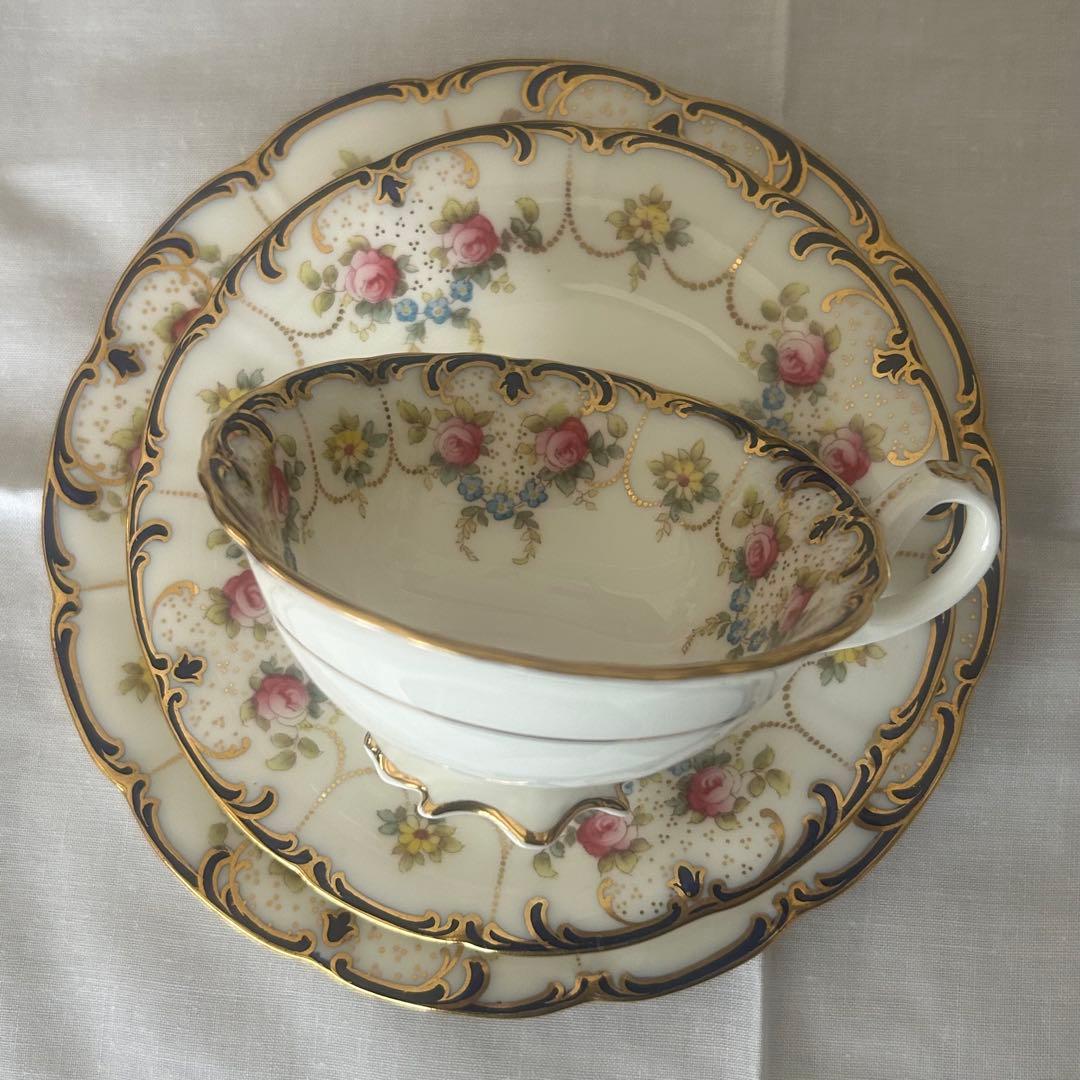 アンティーク コウルドン トリオ(ティーカップ&ソーサ+プレート