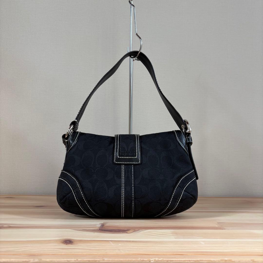 未使用級　Coach Soho Signature Black Bag