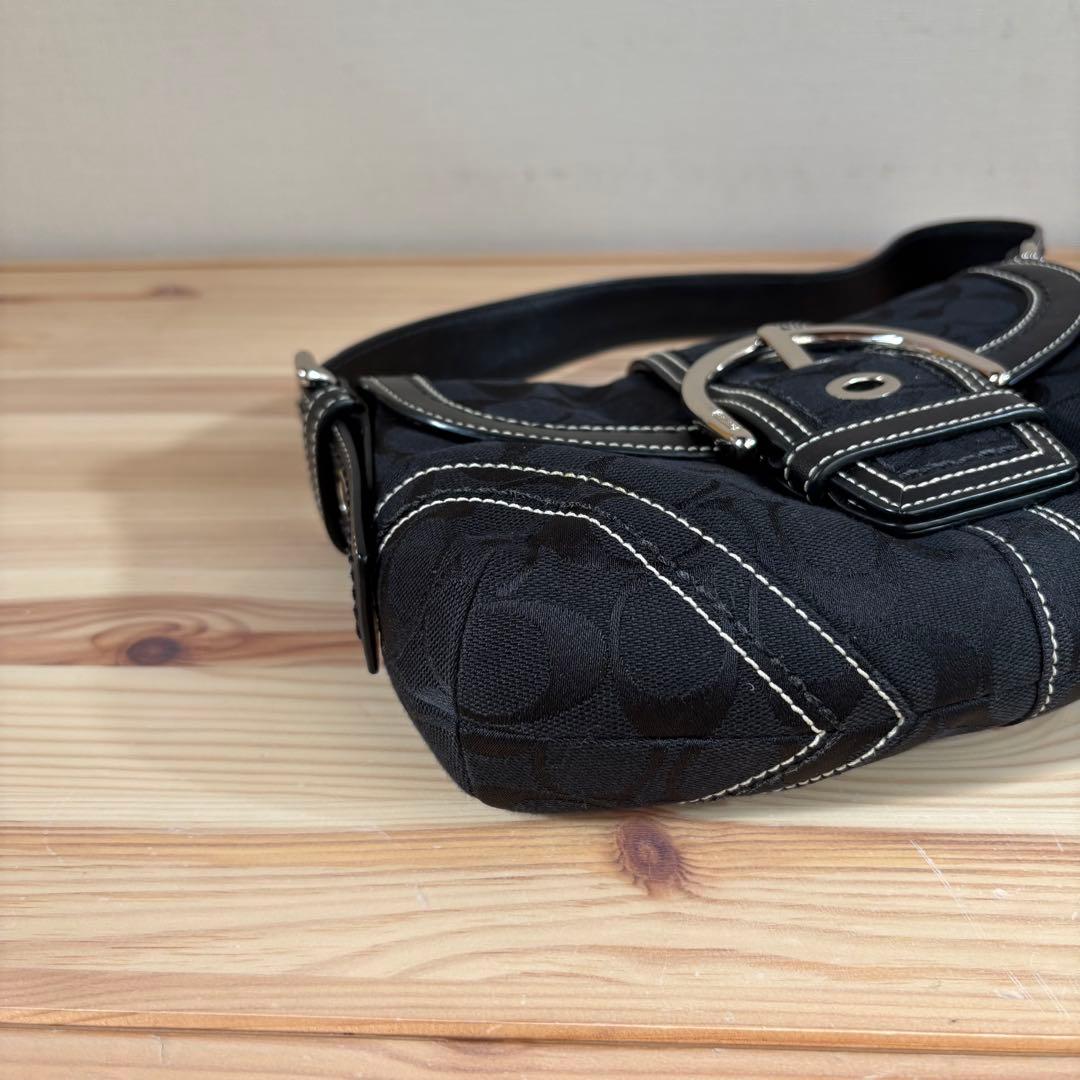 未使用級　Coach Soho Signature Black Bag