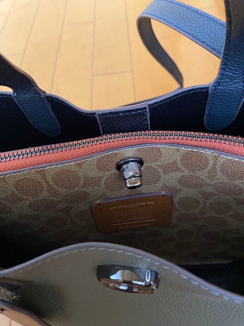 コーチ オリーブグリーン ショルダーバッグ