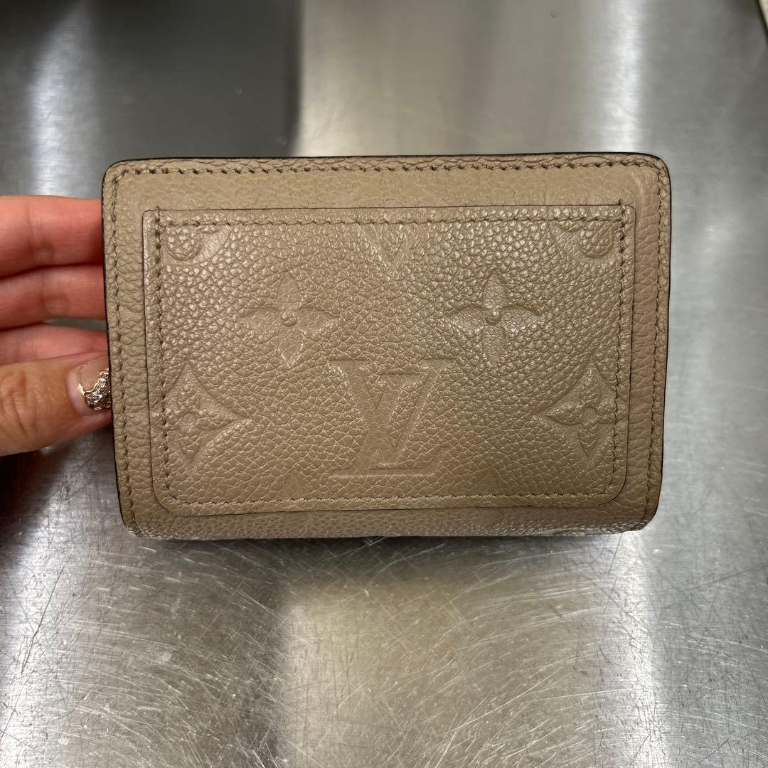 Louis Vuitton ポルトフォイユ・クレア トゥルトレール Louis Vuitton