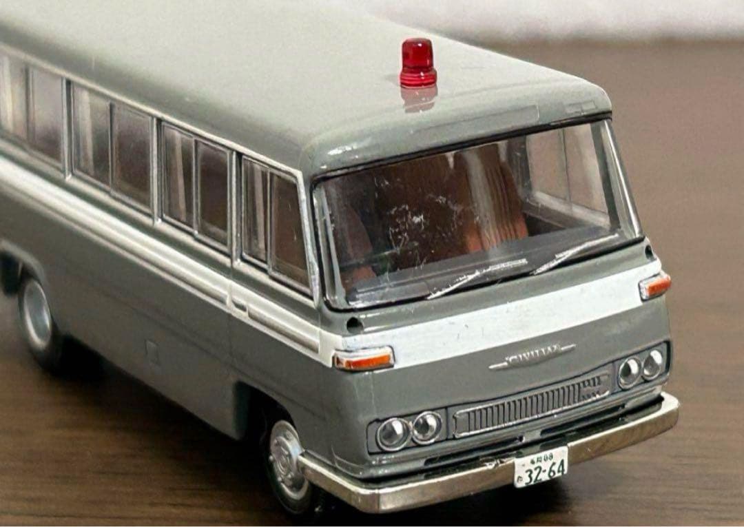 訳あり トミカリミテッドヴィンテージネオ 護送車 パトカー 3台セット