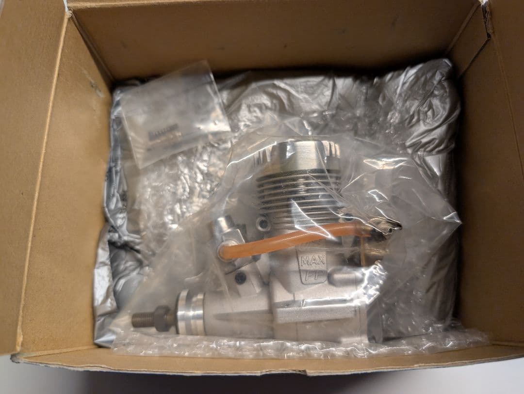 O.S .MAX 60FP ラジコンエンジン