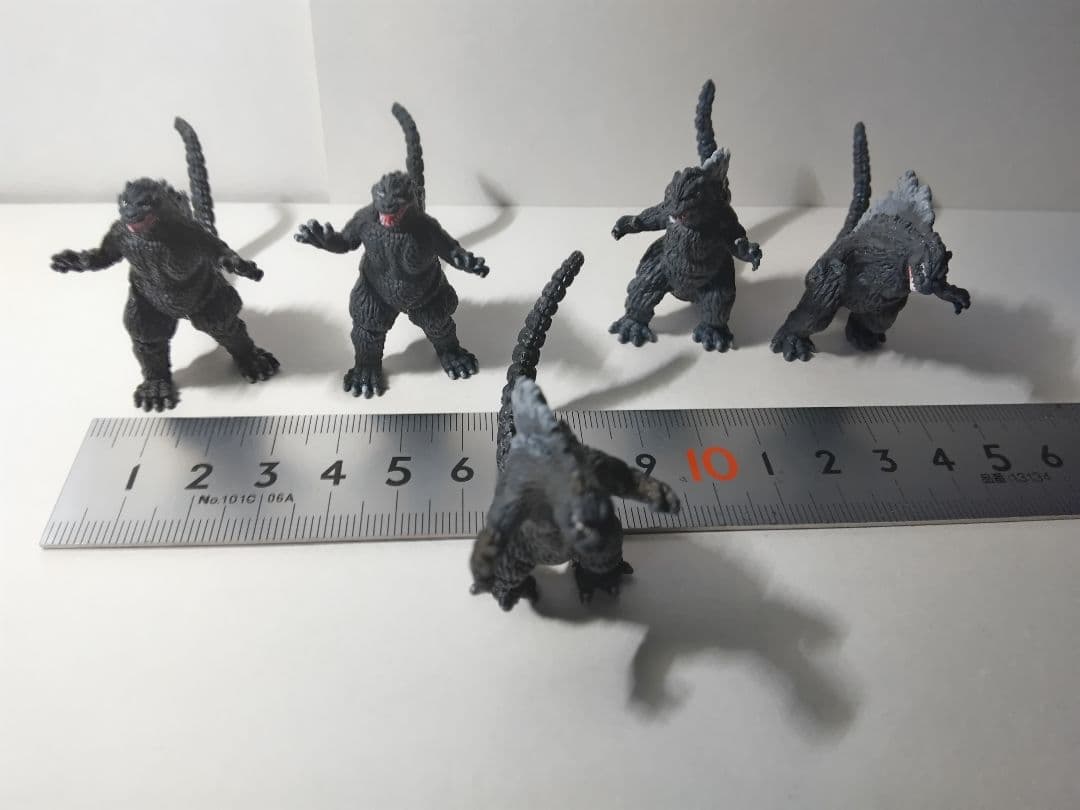 ゴジラフィギュアセット 13体