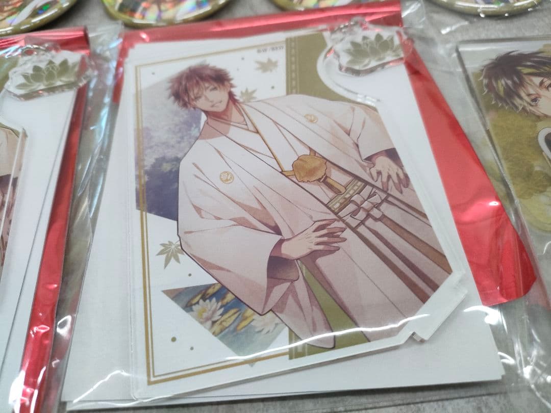 ビルシャナ戦姫 忠信 缶バッジ/アクスタ まとめ