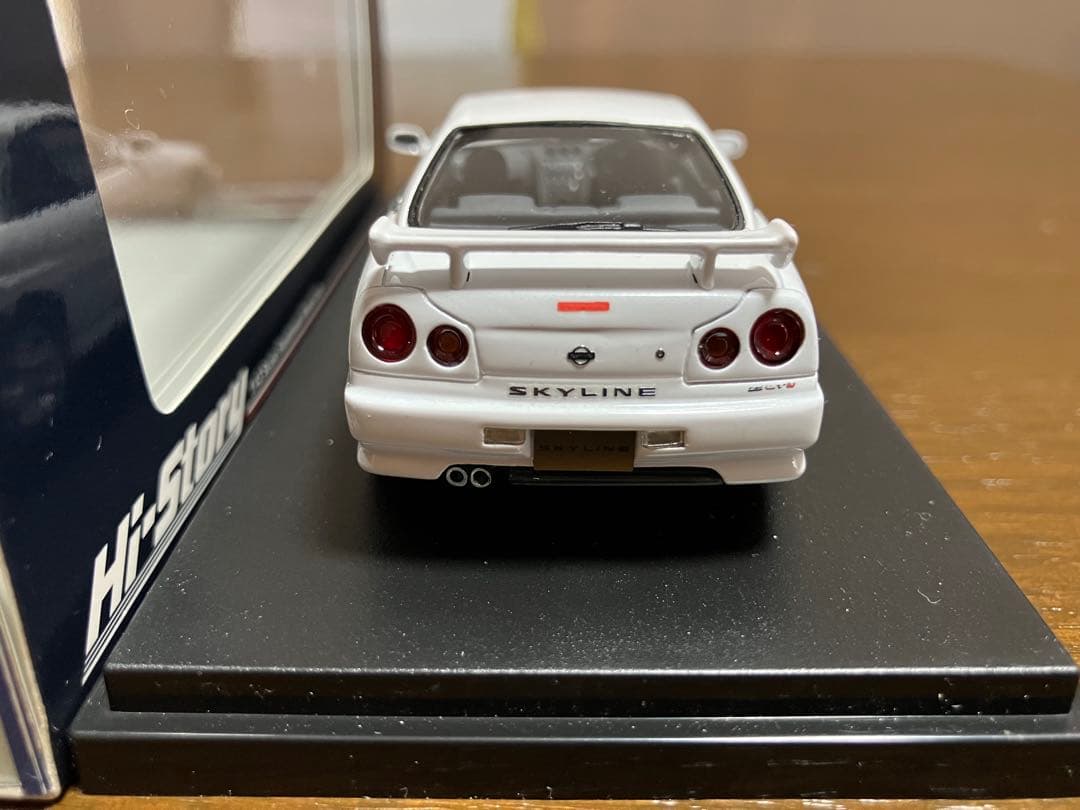 1/43 Hi-Story スカイライン 25GT TURBO 1998 白