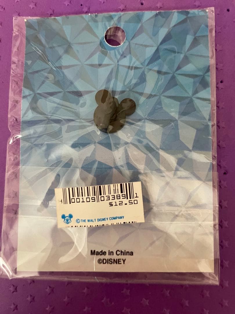 ディズニー リトルマーメイド アリエル ピンバッジ - メルカリ