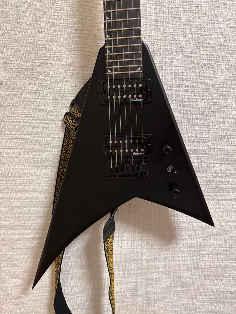 Jackson 7弦 Rhoads JS22-7 RR HT Black 超美品 楽天市場】Jackson ジャクソン JS Series Rhoads JS22-7 RR HT Satin