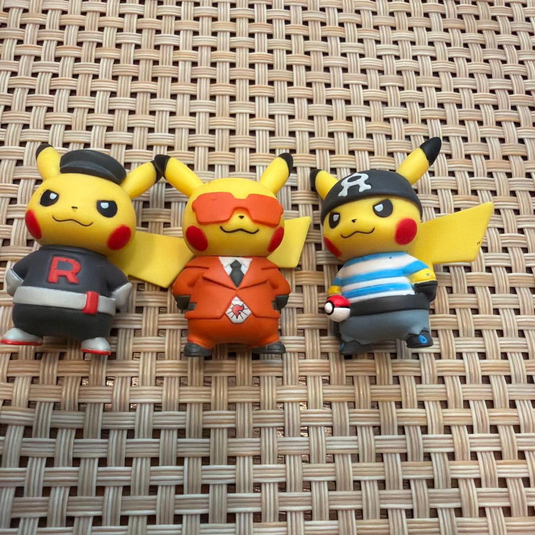 団員ごっこ ピカチュウ ポケモンセンター限定 - メルカリ