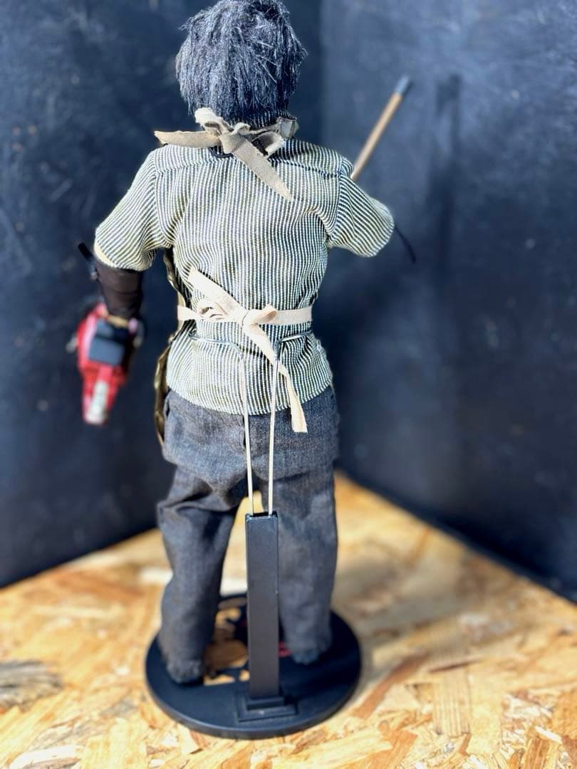 サイドショウ　12インチ　テキサスチェーンソー　レザーフェイス